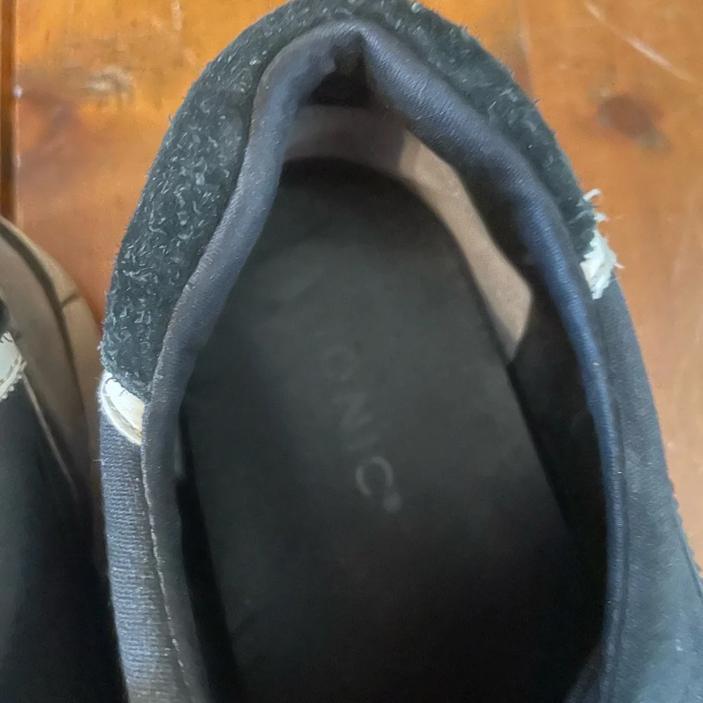 Vionic Mylie Essence Black Suede Running Shoes Sneakers